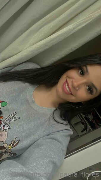 paula_flores