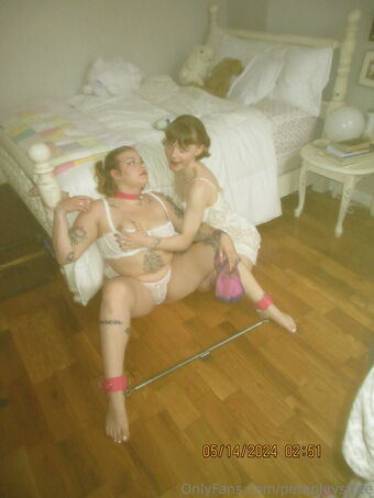 peteplaysfree Голые слитые фото OnlyFans 39