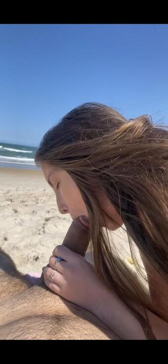 Petitekala Голые слитые фото OnlyFans 7