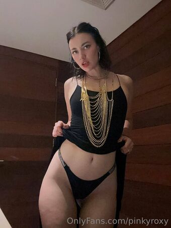pinkyroxy Голые слитые фото OnlyFans 14
