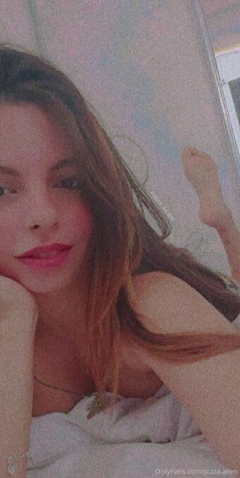 Pizza.alien Голые слитые фото OnlyFans 21