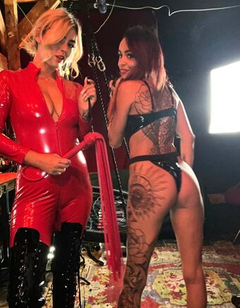 Plum1987 Голые слитые фото OnlyFans 9
