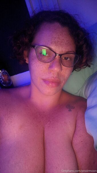 pnoirmoon Голые слитые фото OnlyFans 1