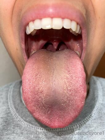 queendevore1 Голые слитые фото OnlyFans 18