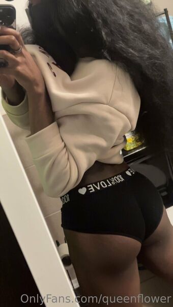 queenflower Голые слитые фото OnlyFans 3