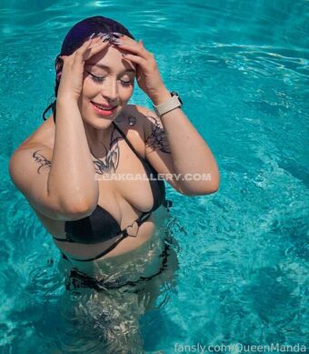 Queenmanda Голые слитые фото OnlyFans 1