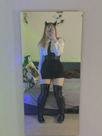 R1nari Голые слитые фото OnlyFans 179