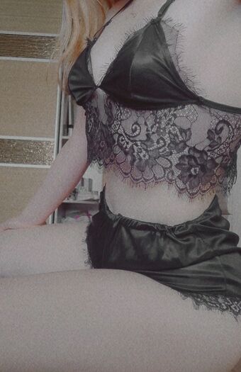 R1nari Голые слитые фото OnlyFans 180