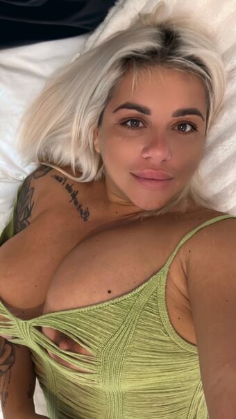 Raluval Голые слитые фото OnlyFans 7