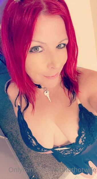 redhothotwife