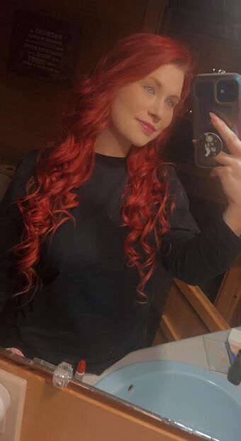 Redisright Голые слитые фото OnlyFans 1