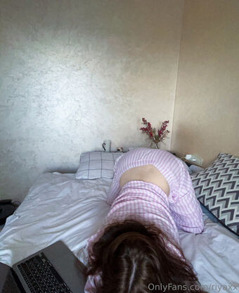 riyaxx Голые слитые фото OnlyFans 6