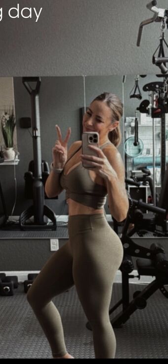 Robyn Fields Голые слитые фото OnlyFans 20