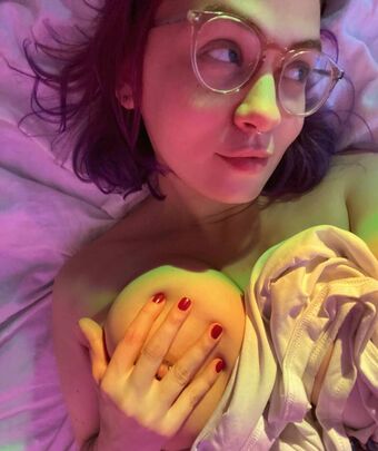 roeschach Голые слитые фото OnlyFans 21