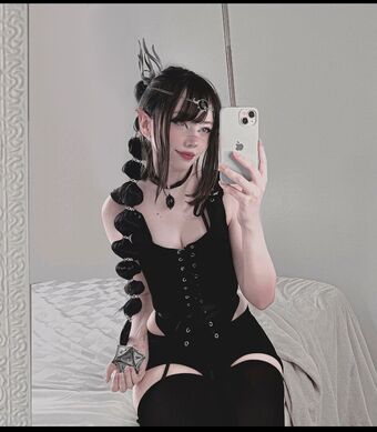 Romllr Голые слитые фото OnlyFans 8