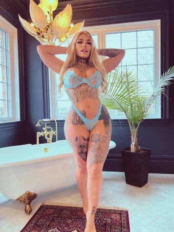 Romy Rich Голые слитые фото OnlyFans 13