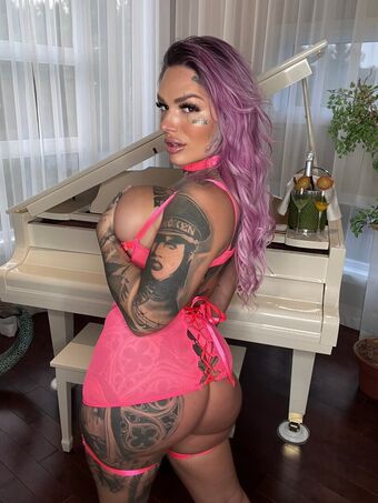 Romy Rich Голые слитые фото OnlyFans 17