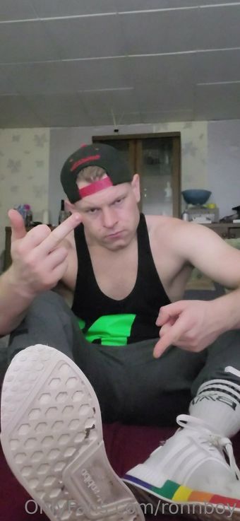 ronnboy Голые слитые фото OnlyFans 18