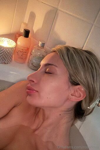 rosanova Голые слитые фото OnlyFans 4
