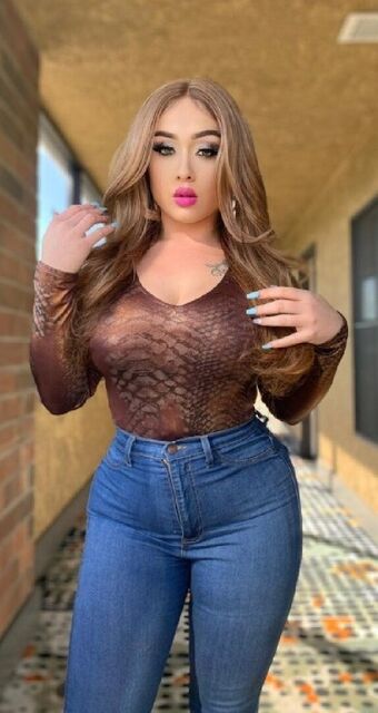 Roxy Bugatti Голые слитые фото OnlyFans 3