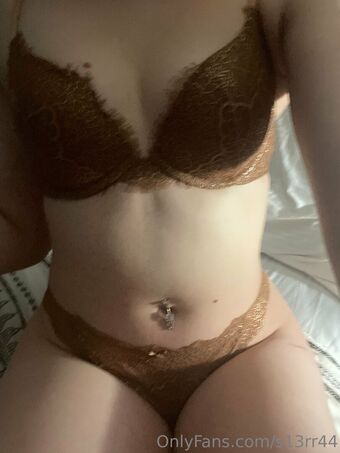 s13rr44 Голые слитые фото OnlyFans 3