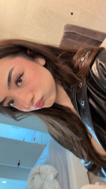 Sakura Shymko Голые слитые фото OnlyFans 145