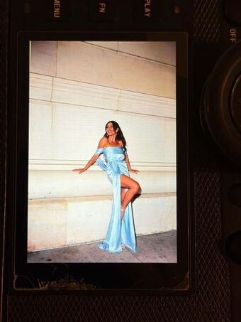 Sarah Shahi Голые слитые фото OnlyFans 161