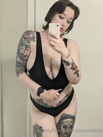 sarasmokes Голые слитые фото OnlyFans 4