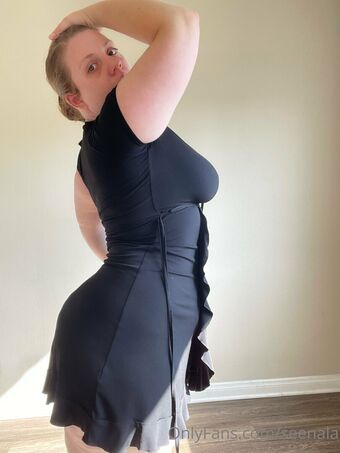 seenala Голые слитые фото OnlyFans 26