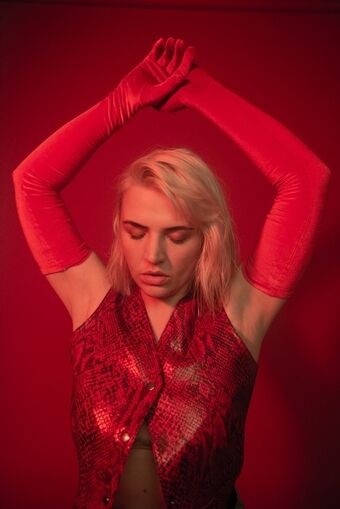 Self Esteem Голые слитые фото OnlyFans 11