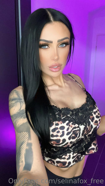 Selina Fox