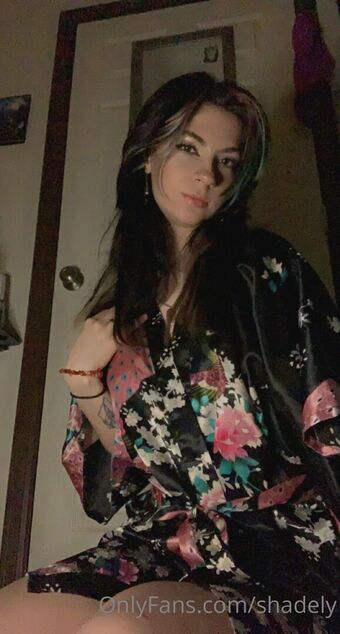 shadely Голые слитые фото OnlyFans 10
