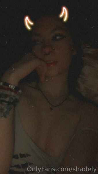 shadely Голые слитые фото OnlyFans 13