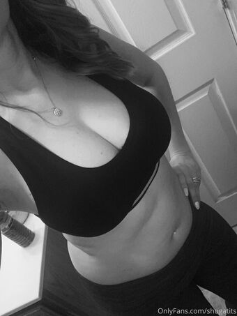 shugatits Голые слитые фото OnlyFans 2