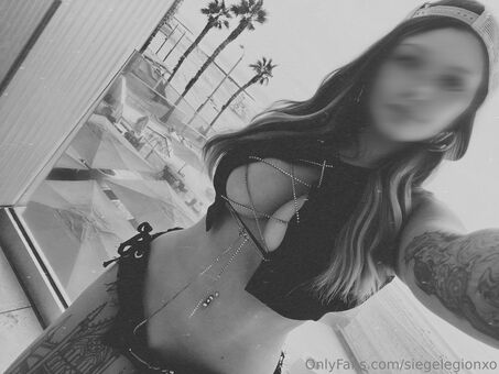 siegexxx Голые слитые фото OnlyFans 123
