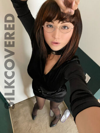 silkcovered Голые слитые фото OnlyFans 2