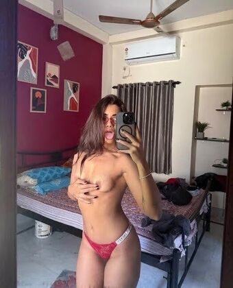Simi Das Голые слитые фото OnlyFans 57