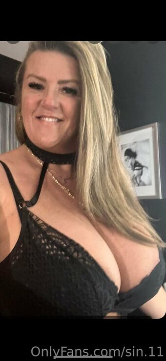 sin.free Голые слитые фото OnlyFans 16