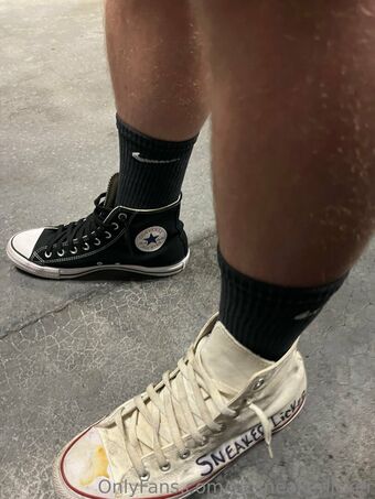 slcsneakerlicker