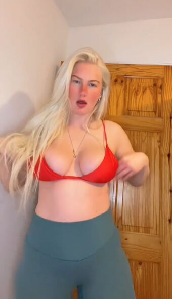 Sofia White Голые слитые фото OnlyFans 3