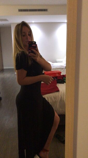 Sofia Голые слитые фото OnlyFans 30