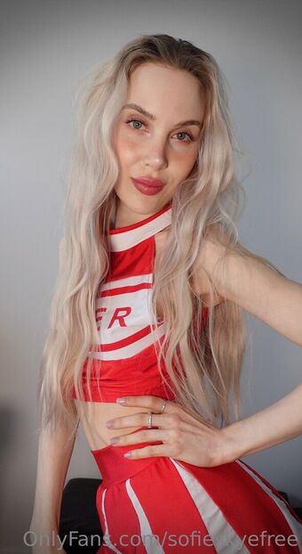 sofieskyefree Голые слитые фото OnlyFans 23
