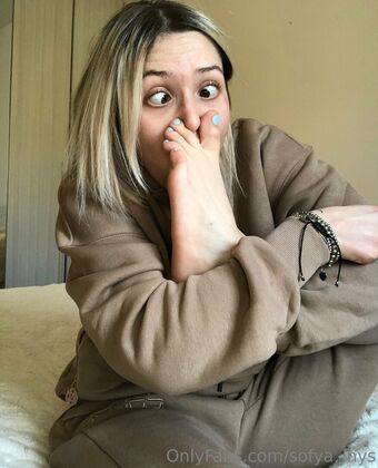 sofya_inys Голые слитые фото OnlyFans 3