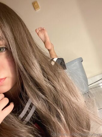 solecitoroyal Голые слитые фото OnlyFans 2