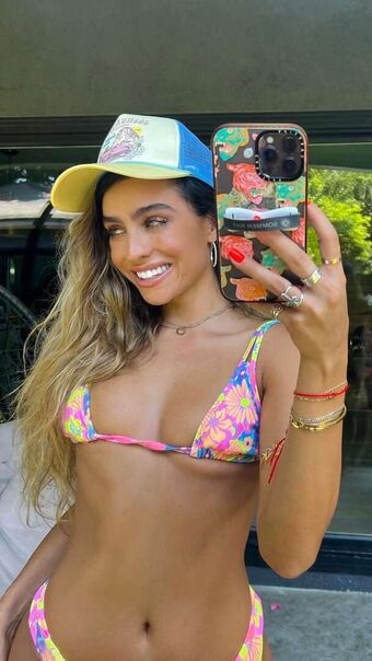 Sommer Ray