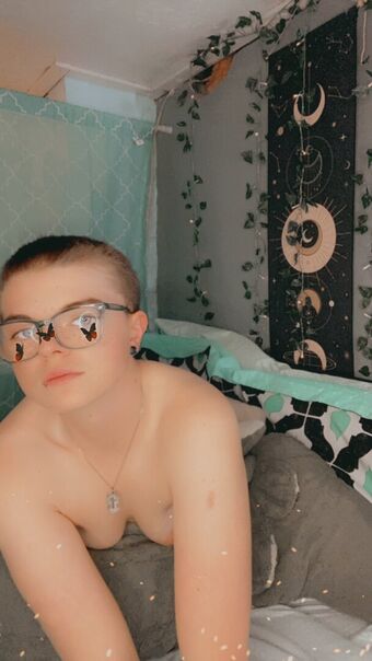 spellbound Голые слитые фото OnlyFans 34