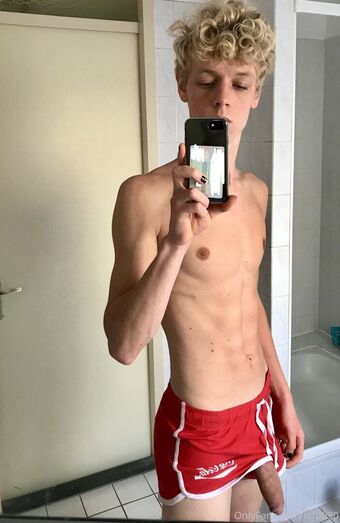 stfu030 Голые слитые фото OnlyFans 9