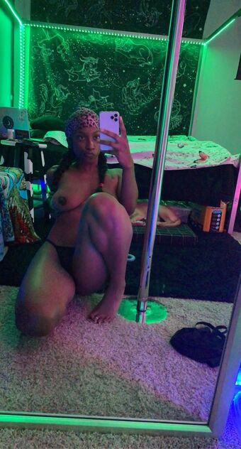 subdom Голые слитые фото OnlyFans 18