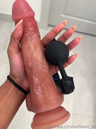 Sunflower_bb Голые слитые фото OnlyFans 48