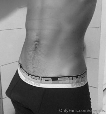svro7 Голые слитые фото OnlyFans 10